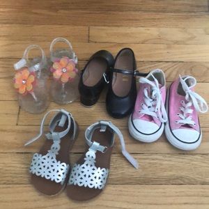 Size 7 toddler shoes